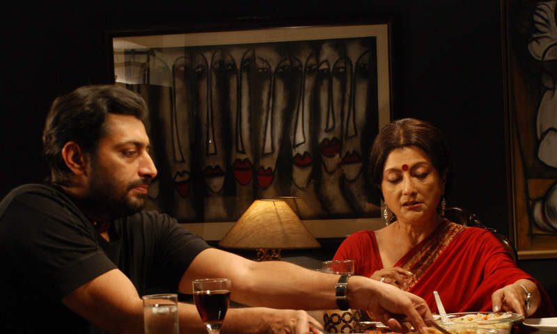 Aparna Sen with Priyanshu Chatterjee in Iti Mrinalini