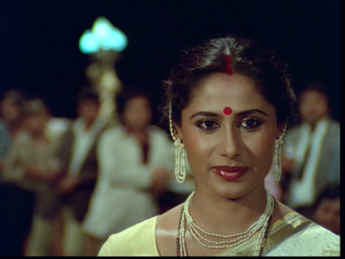 Smita Patil in 'Jawab'